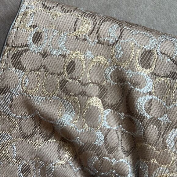 *Coach* Convertible WOC Crossbody Metallic Signature Wallet EUC - Picture 3 of 14